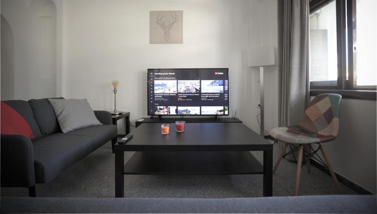 Modern 2 Bedroom Apartment Next To Metro - Marousi Aten Exteriör bild