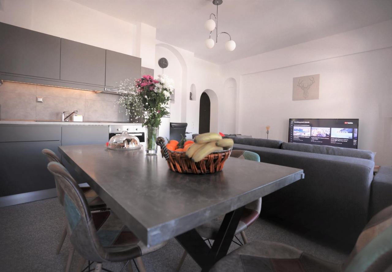 Modern 2 Bedroom Apartment Next To Metro - Marousi Aten Exteriör bild